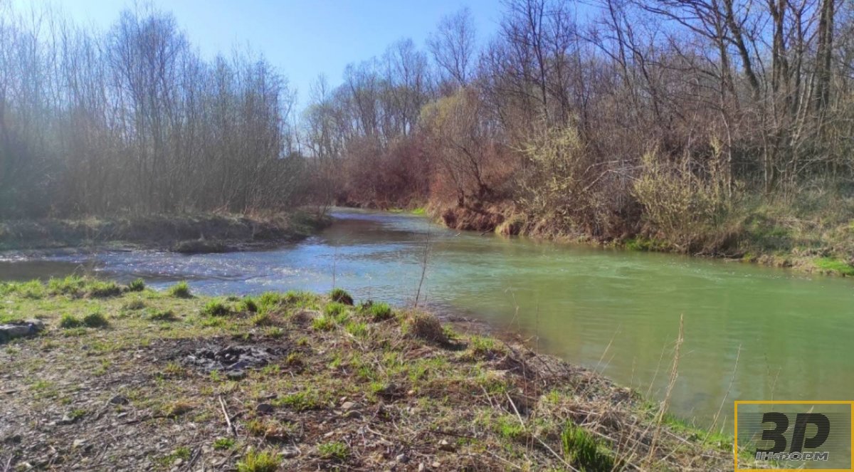 Продам цегляний будинок 0,24 га с. Верхній Вербіж з комунікаціями та сонячними панелями