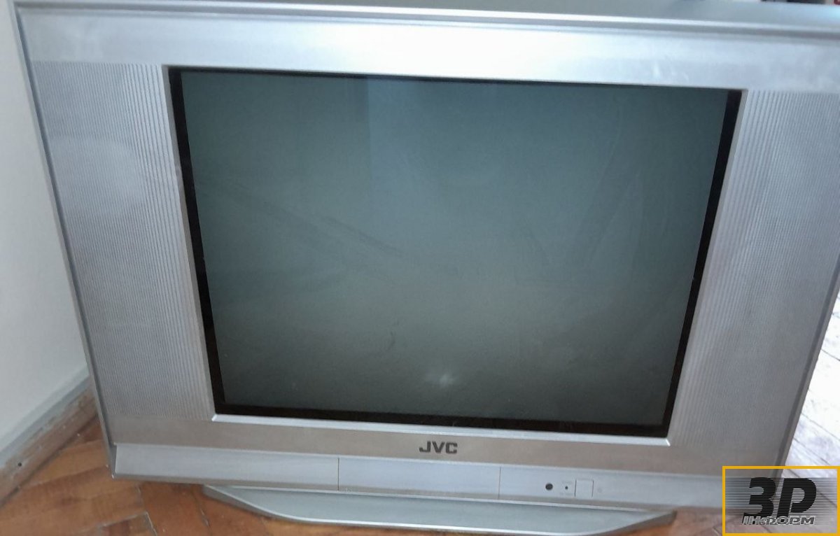 Котел Westen, мікрохвильовка Whirlpool, телевізор JWC, мультиварка Rotex та плита Beko