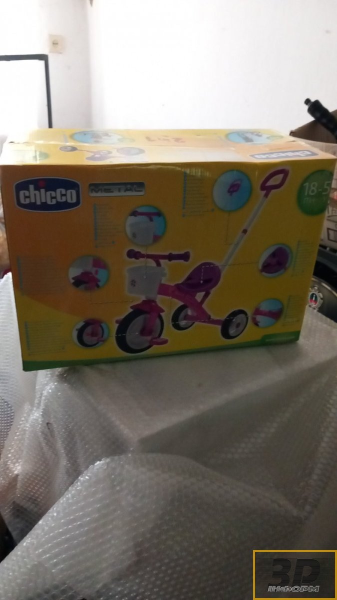 Дитяче кріселко та велосипед Chicco