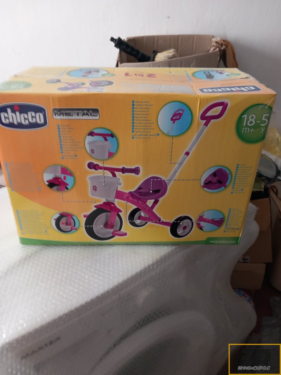 Дитяче кріселко та велосипед Chicco