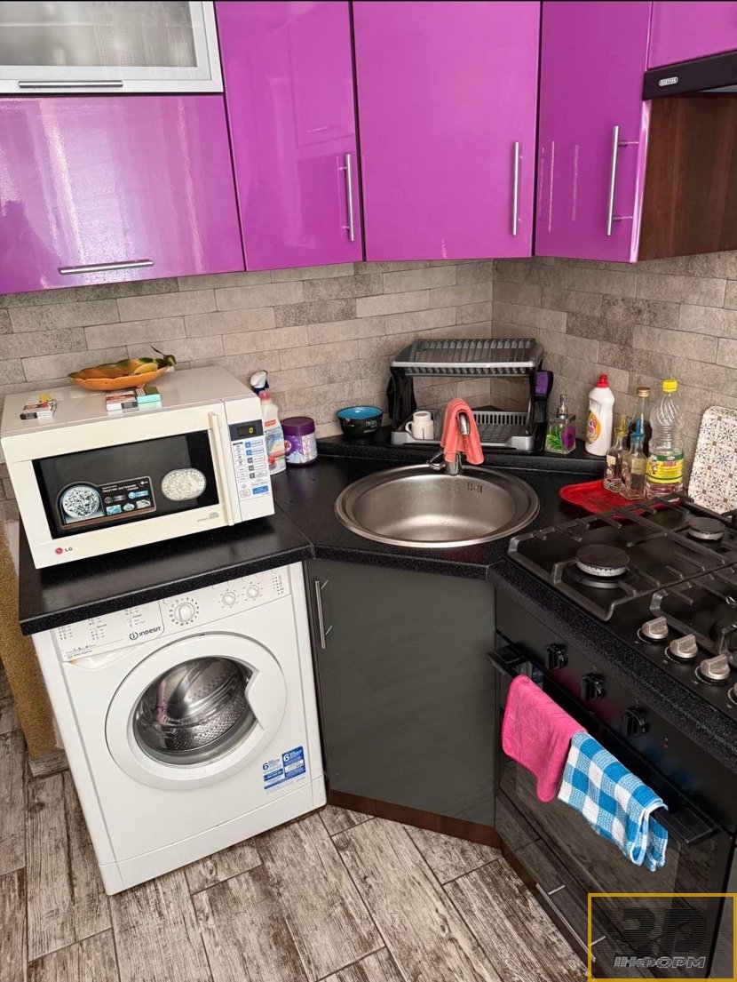 Здається 3-кімнатна квартира, вул. Сахарова (1-поверх)