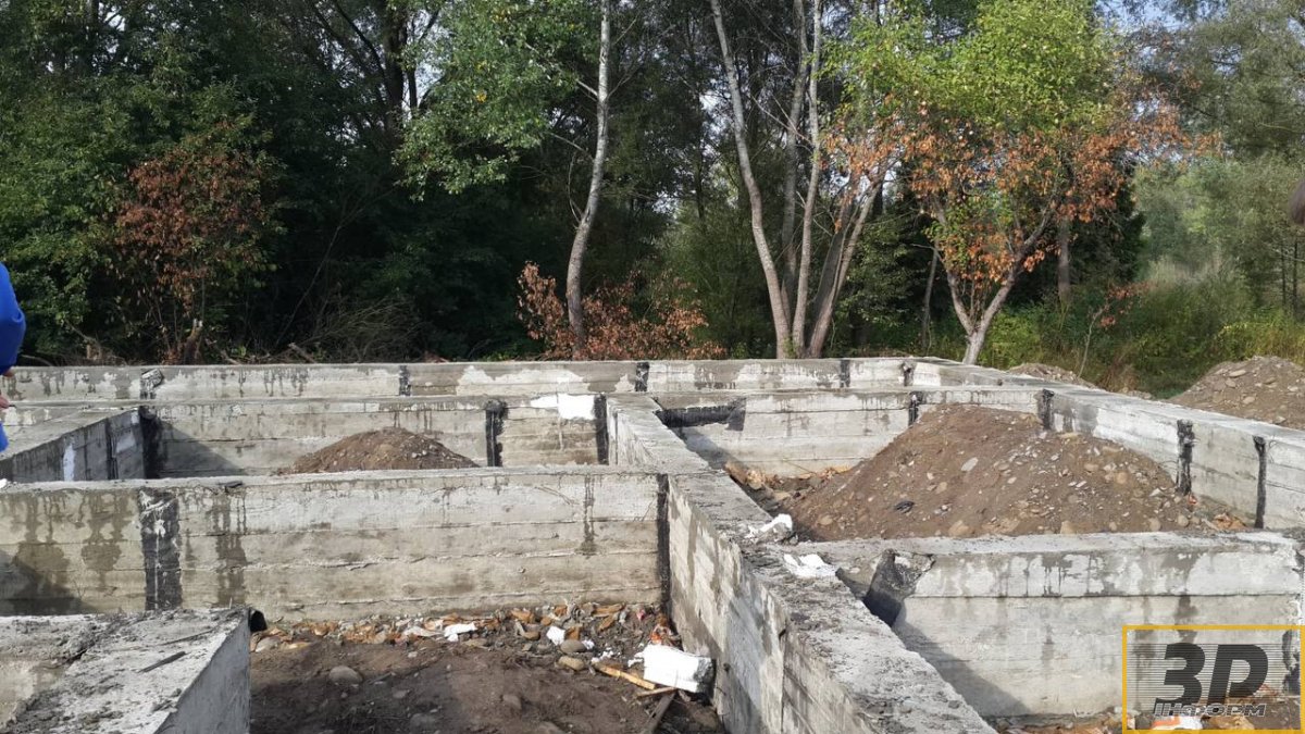Земельна ділянка 0,06 га під будівництво в с. Сопів